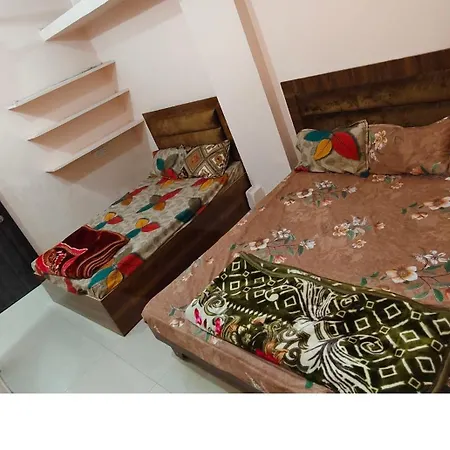 Deviksha Home Stay Ujjain Exterior photo