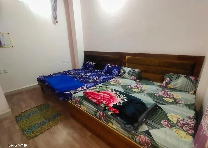 Deviksha Home Stay