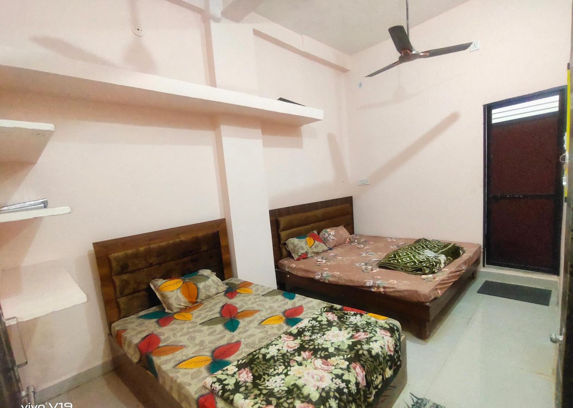 Homestay Deviksha *